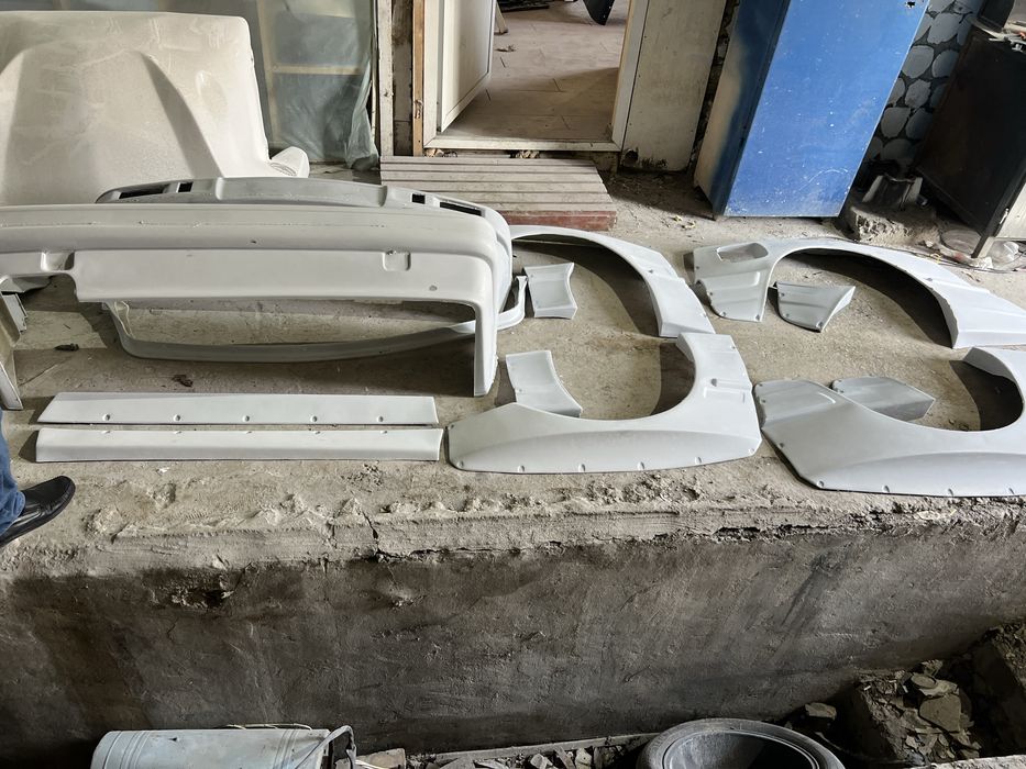 BMW e30 coupega Pandem va bamper