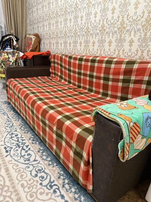 Диван, мебель в связи с продажи квартир