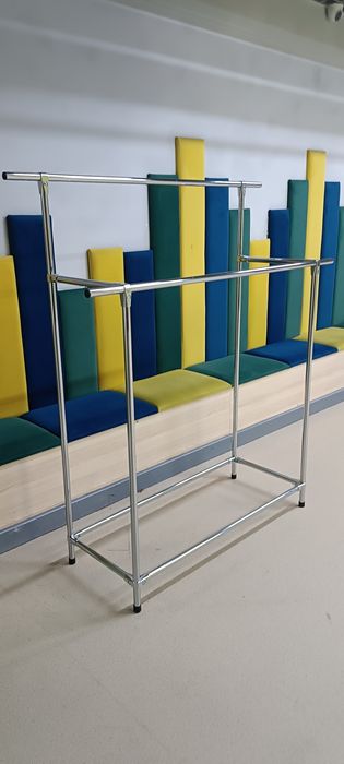 Вешалки для одежды напольные грузоподъёмность 80 кг . Вешилка . Вишилк