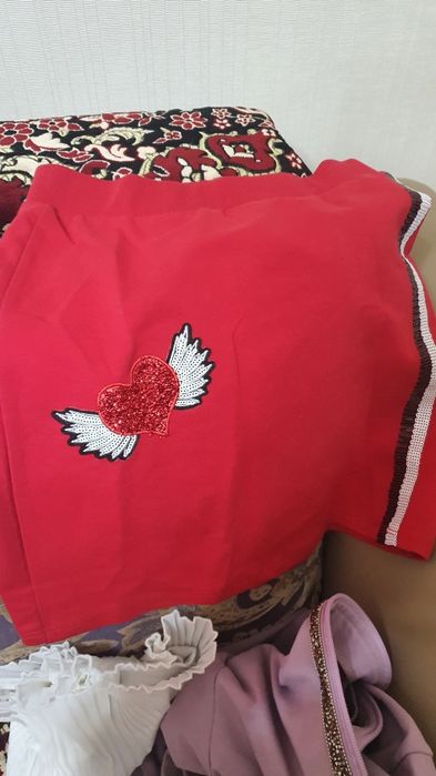 Продам детские  платьи