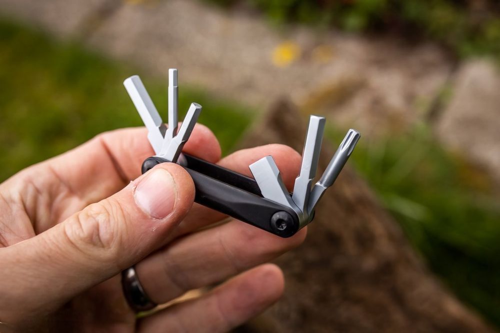 Multitool SWAT in pipa cu presa lant ca NOU specialized