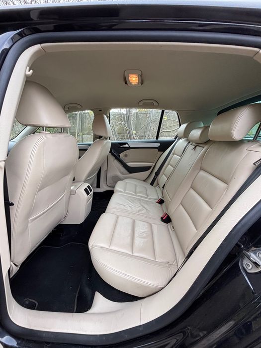 Volkswagen Golf 6 hatchback highline