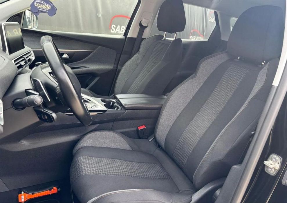 Peugeot 3008 2019 benzină, 7.600 € — imagine 5