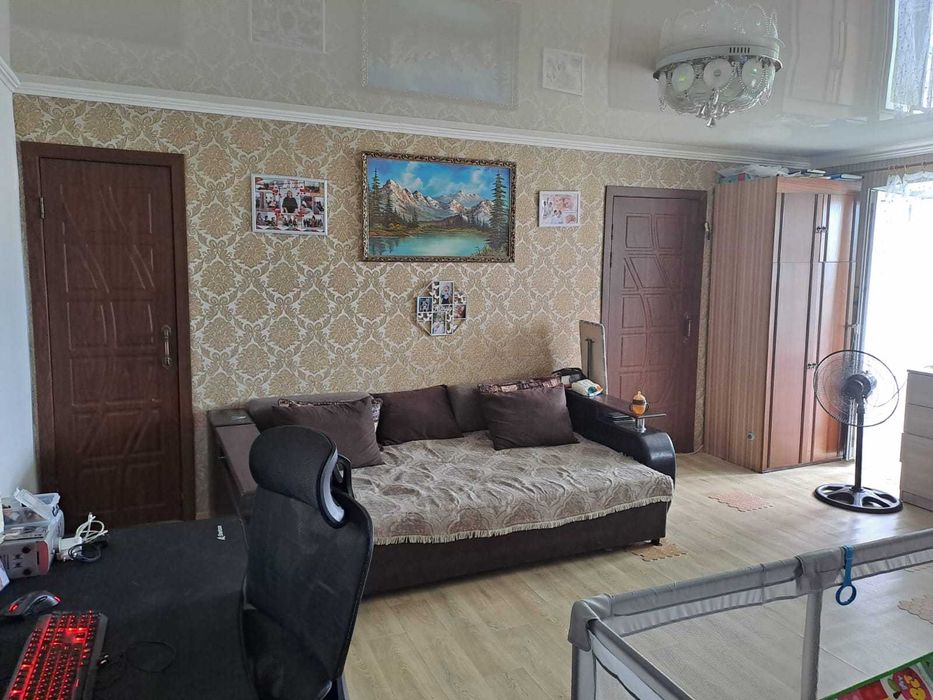 продается двухкомнатная студия