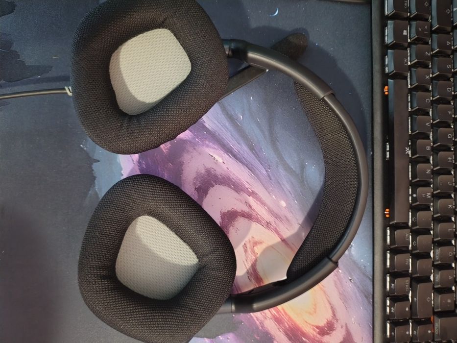 Casti Gaming Corsair Void RGB ELITE