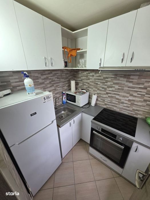 Garsonieră renovată – Zona Buziașului – Etaj 2- 146