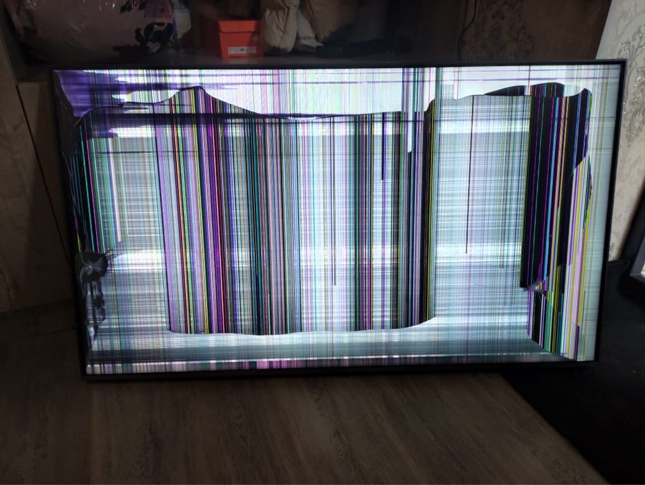 Сломанный телевизор