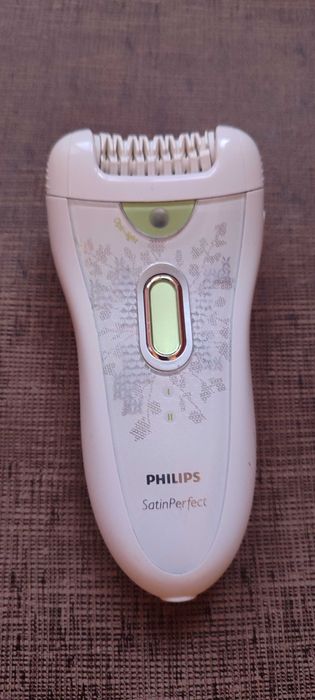 Епилатори PHILIPS SatinPerfect HP 6570/00 и PHILIPS BRE 225
