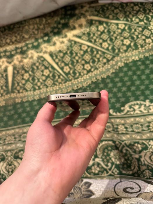 iphone 15 pro 256 гб акб 87% торг имеется