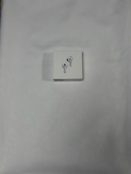 Air Pods 4
