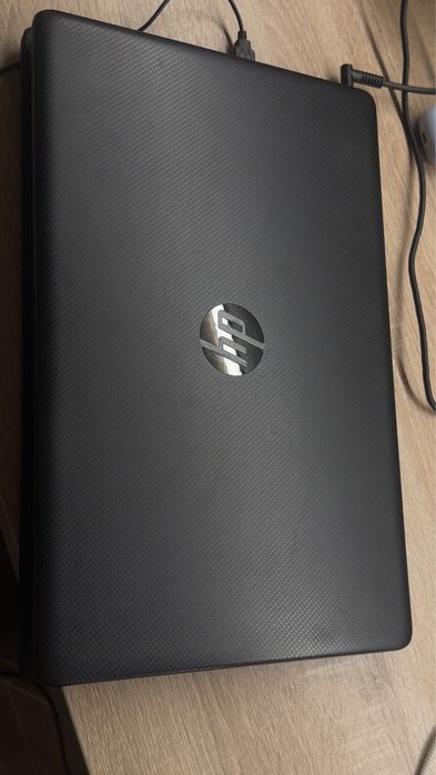 Продам ноутбук HP Laptop 15