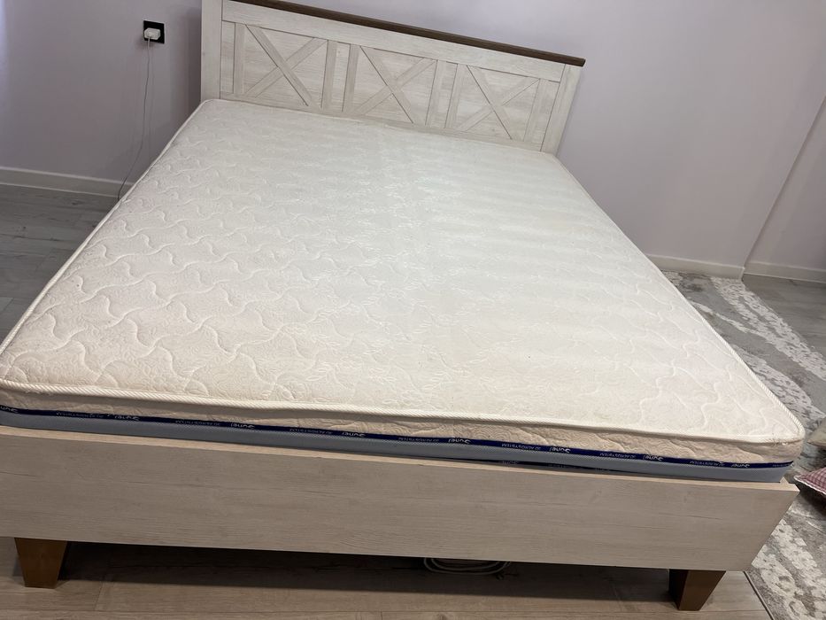 Продам двуспальная кровать