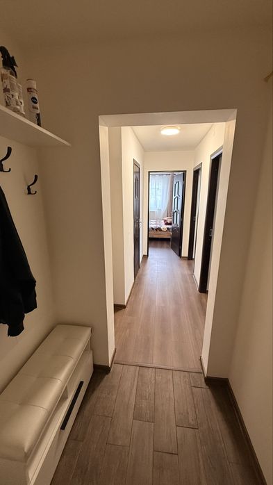 Apartament cu 2 camere de inchiriat.