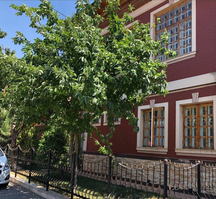 Сдается дом под любой вид деятельности ( н812 )