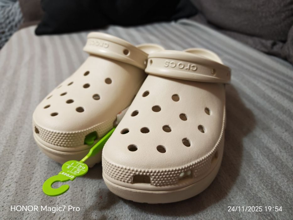 Papuci Crocs  41/42