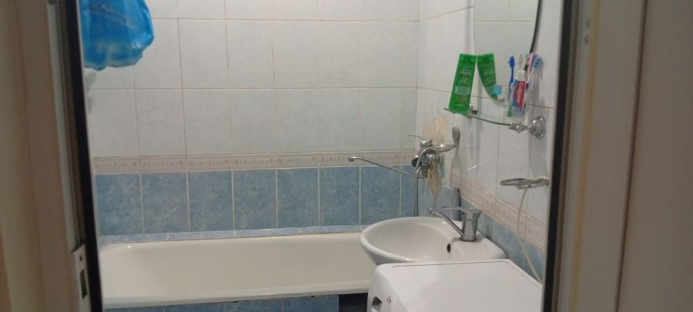 Ijara uy 4xonali 1xona qizlarga  1xona yosh. Oilaga