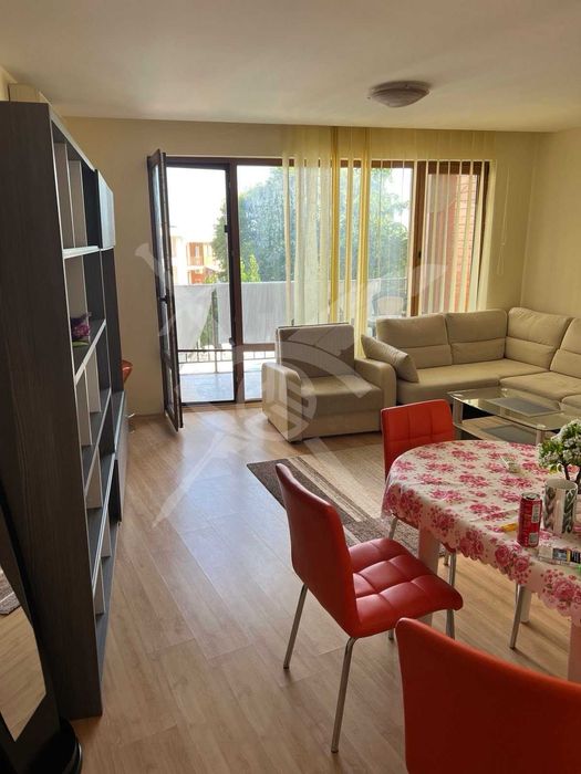 Тристаен апартамент в к.к. Елените 98729