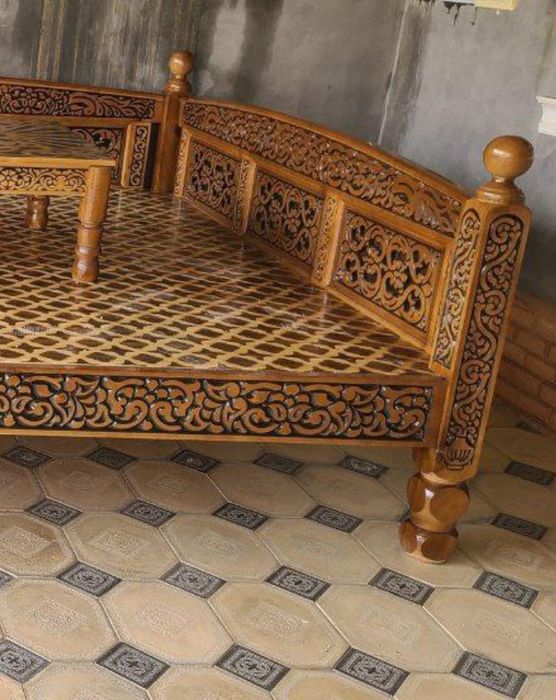 Топчан из ореха новый