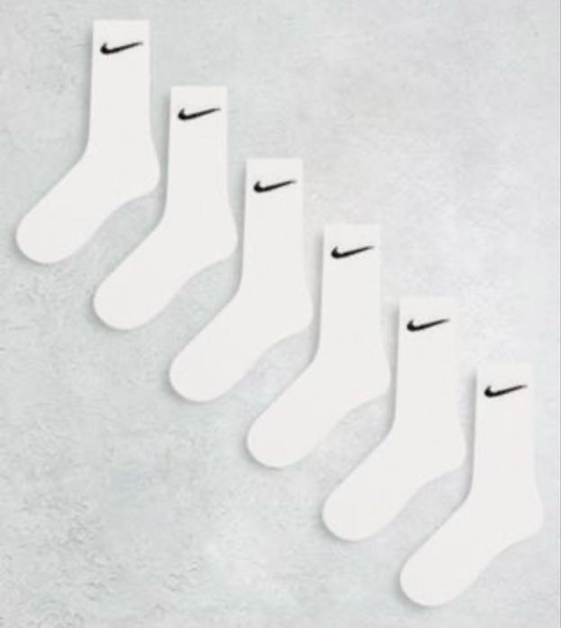 White nike socks