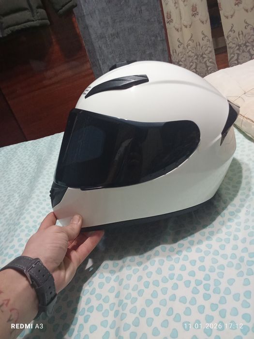 Срочно продам шлем