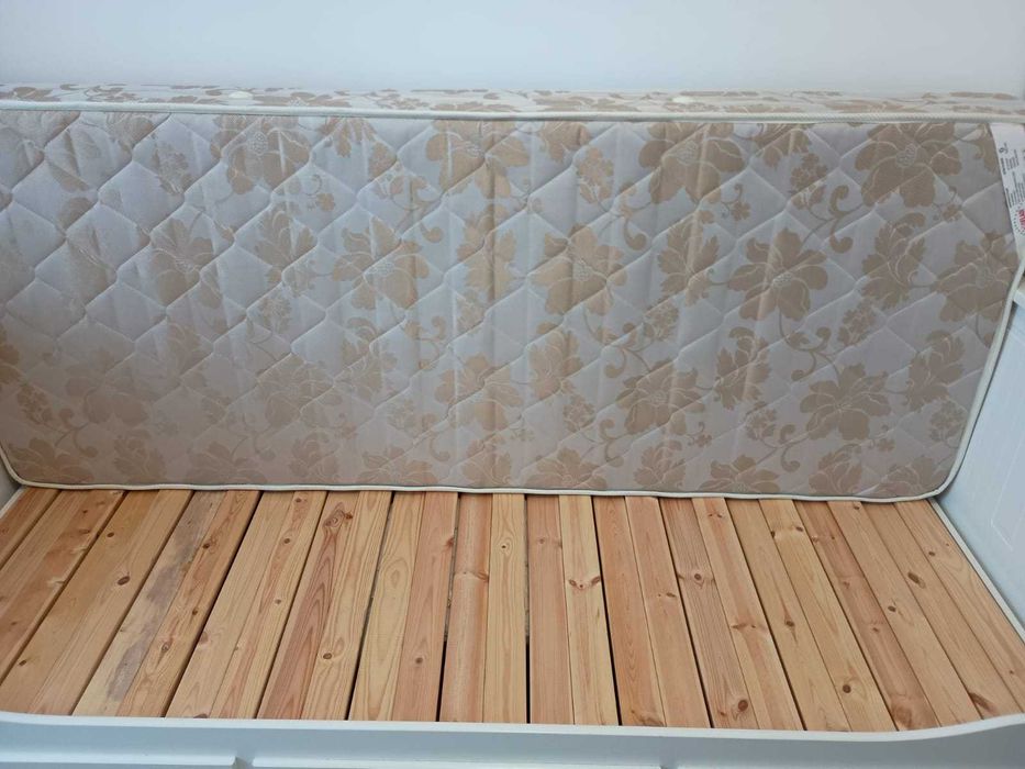 Pat ikea 2 persoane