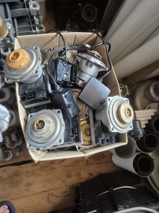 Pompa Wilo  si Grundfos centrala termica Ariston Vaillant Ferroli Buderus Immergas Toate Modelele