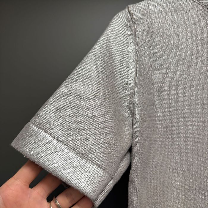 Bluză H&M cu mânecă scurtă, argintiu metalizat, mărimea 34.