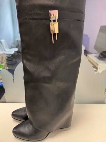 Дамски ботуши на платформа