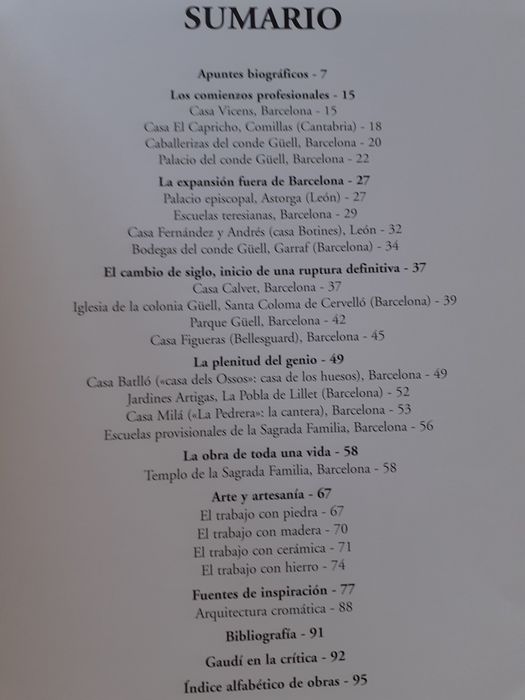 Gaudi album cu operele sale