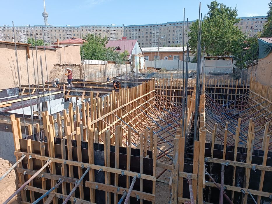 Телескопическая стойка аренда прокат строительный стойка домкрат Дирак