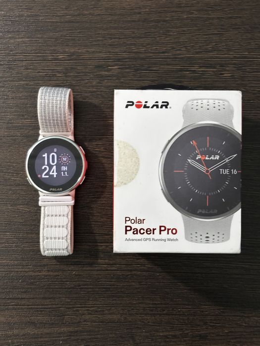 Polar Pacer Pro - спортивные часы
