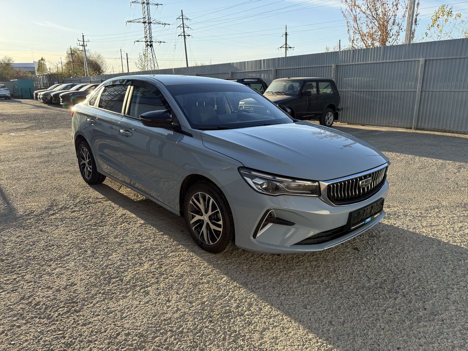 Geely Emgrand 2025