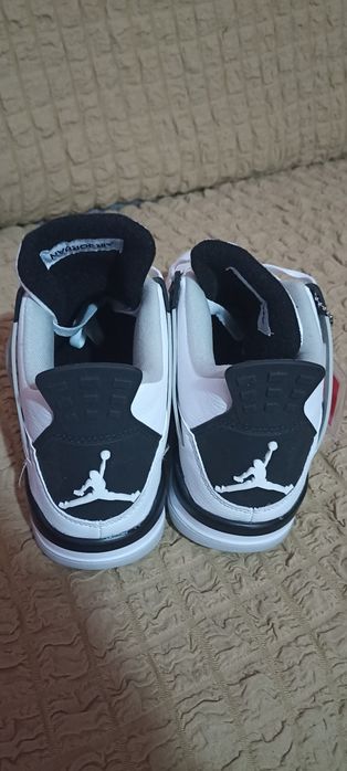 Jordan 4 military black
