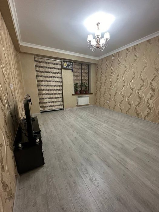 Green house 3 metro bekati 2 xona 82 kvmetr xamma jihozlari bn 4 etaj