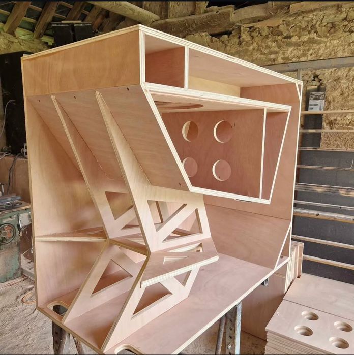 Сабвуферы, акустические системы, рупора