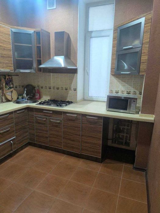 продается 2/2/4
на: Улица Бобура