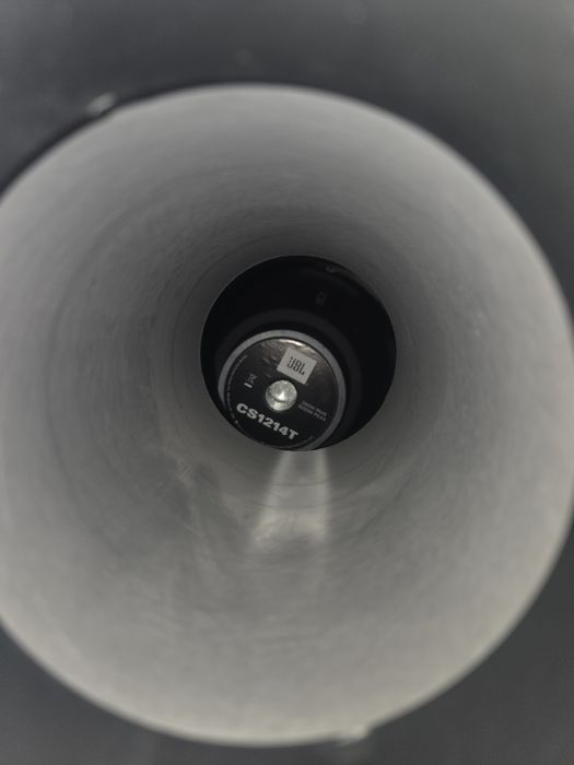 Продам сабвуфер с усилителем оригинал