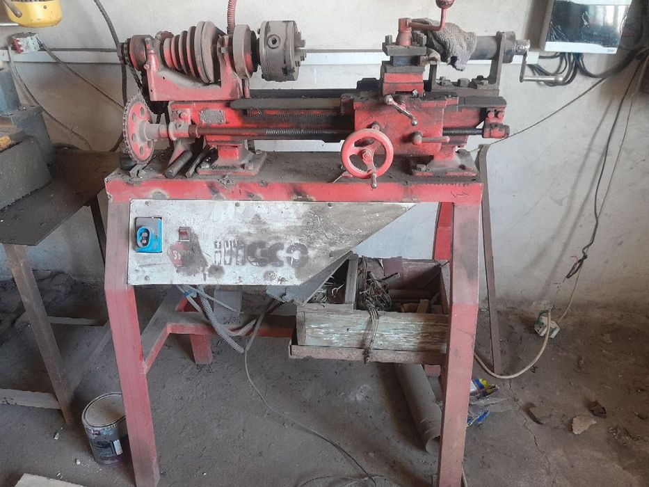 Продается токарный станок