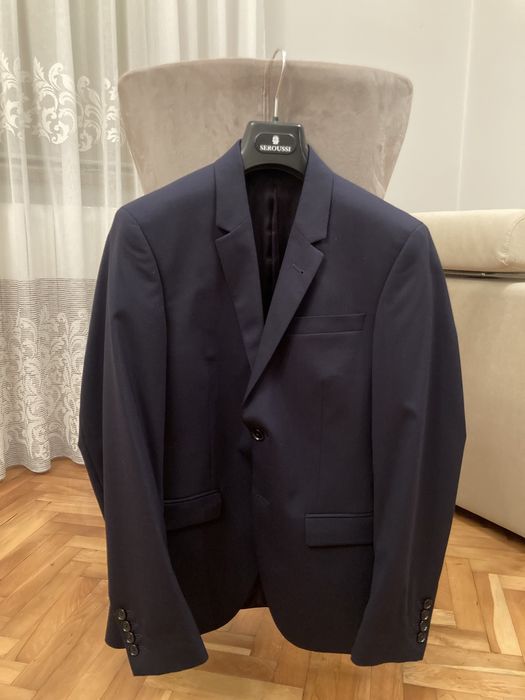 Vand costume Seroussi marimea 42 si 44