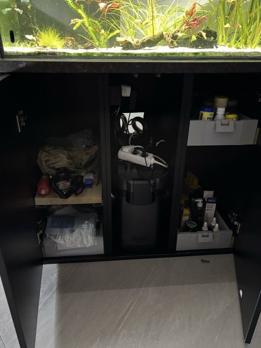 Vand acvariu 250l cu accesorii