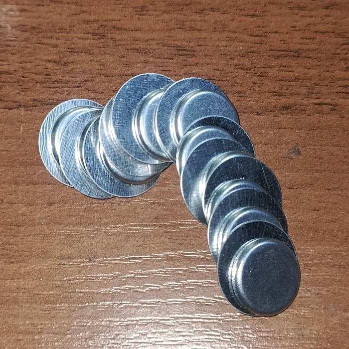 Неодимовый магнит с пластинкой