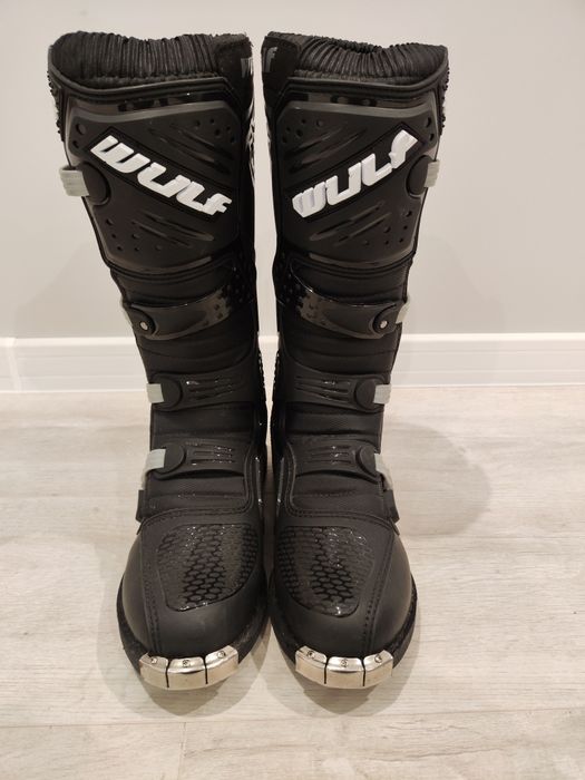 Кросови ботуши WULF 45 номер НОВИ !!!