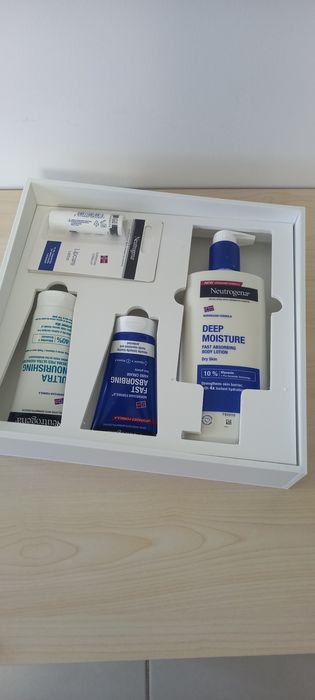 Produse cosmetice de îngrijire Neutrogena