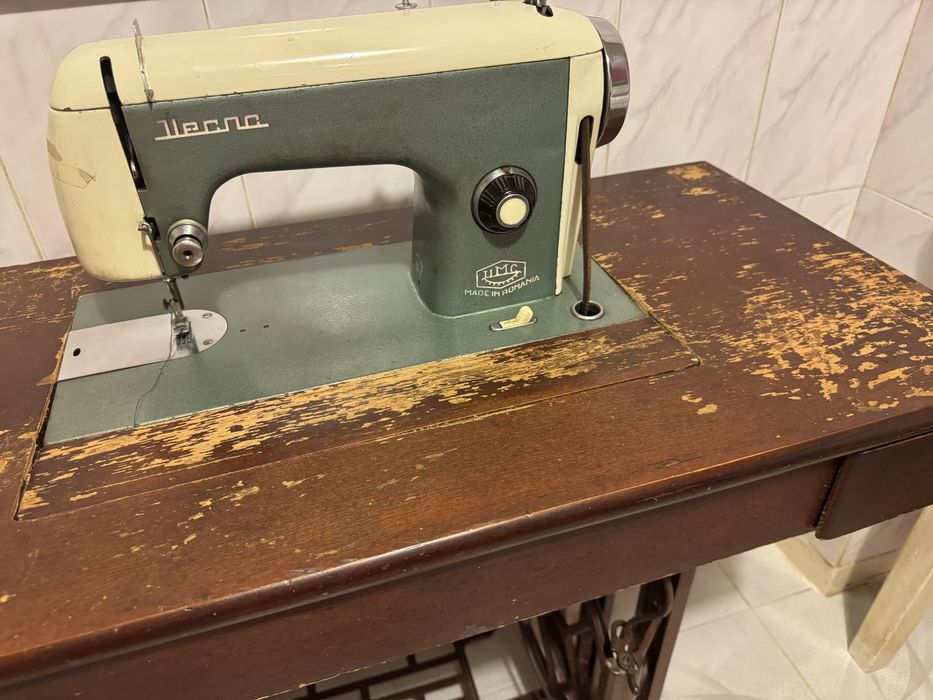 Masina de cusut Ileana