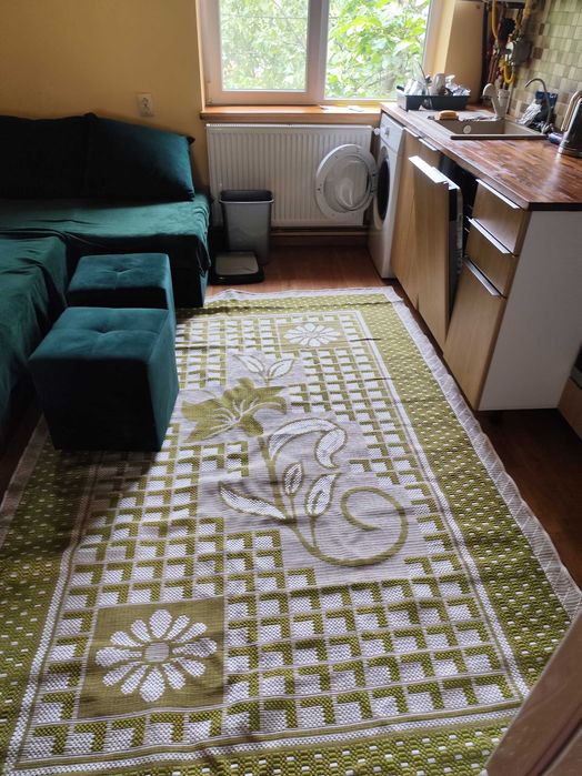 Apartament de închiriat, 2 camere + living cu bucătărie