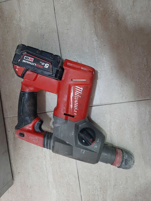 Перфоратор Milwaukee M18 CHX , Пълен Комплект
