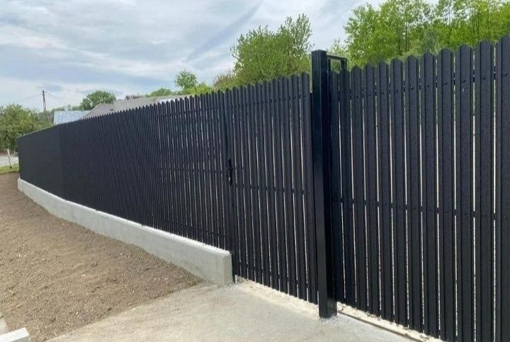 Sipca metalica plasa bordurata