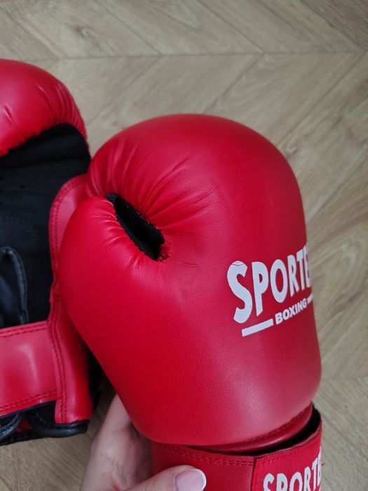 Боксови ръкавици
