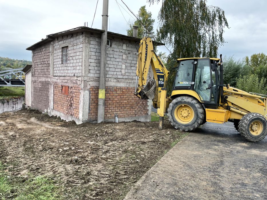 Execut lucrari cu miniexcavator buldoexcavator si bascula 3,5t