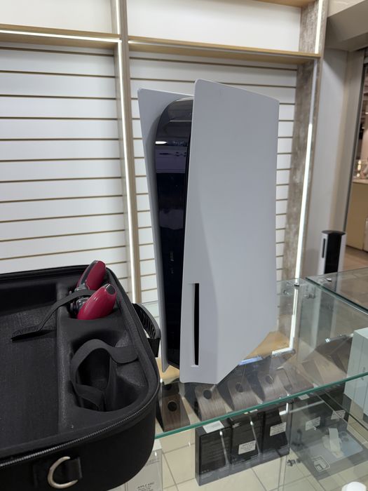 Продаю PS5 FAT 1TB